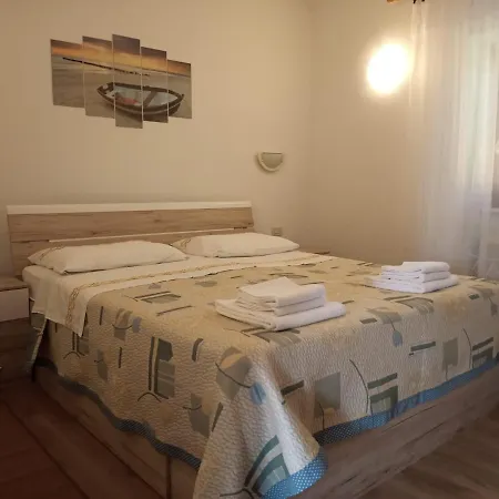 Apartments Vodaric Loznati Cres Exterior photo