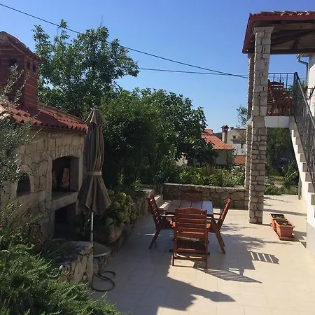 Apartments Vodaric Loznati Cres Exterior photo
