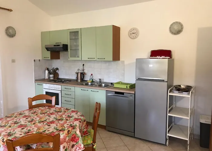 Apartments Vodaric Loznati